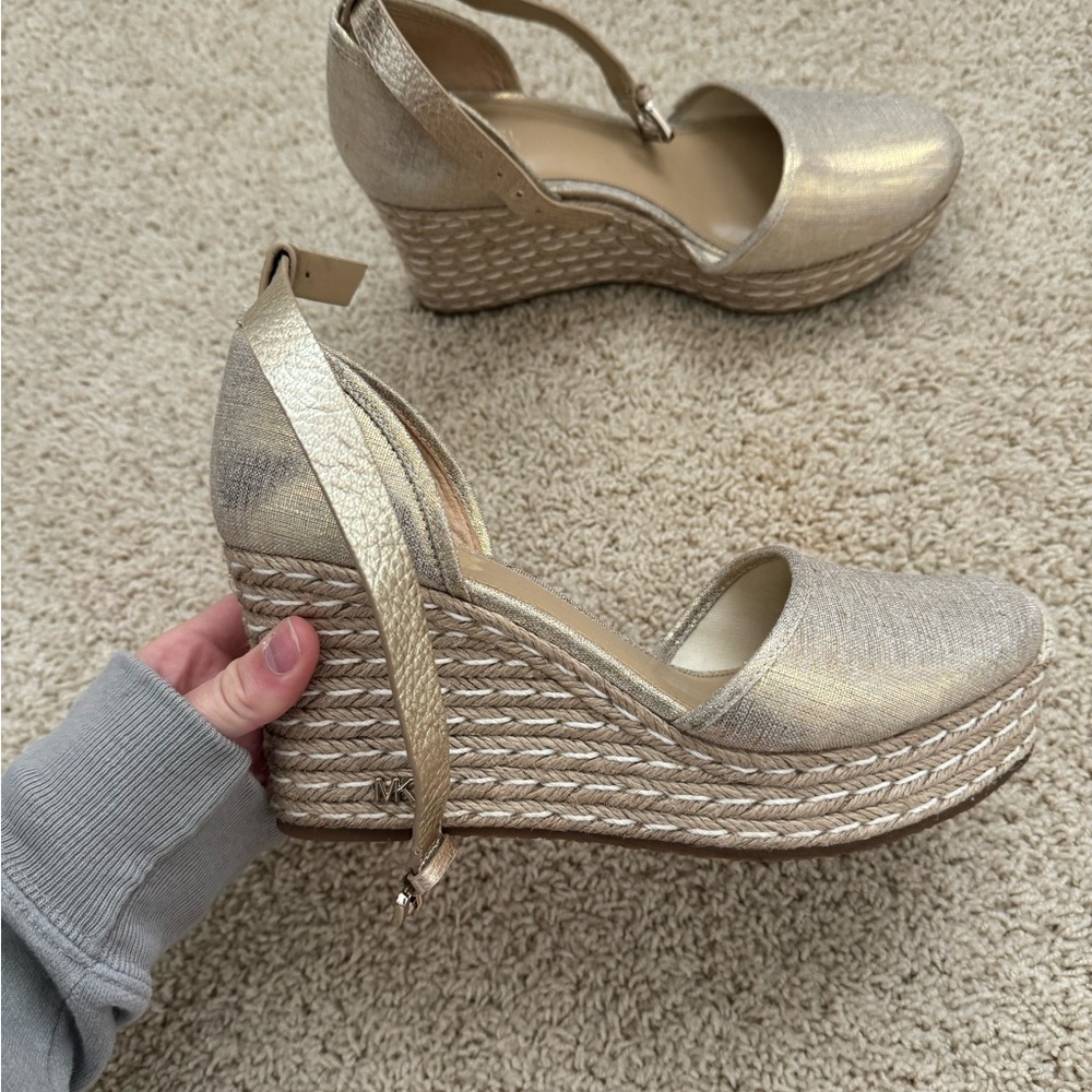 MICHAEL Michael Kors Kendrick Wedges Gold